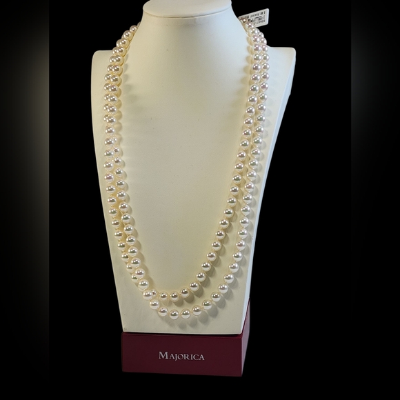 Elegant Pearl Necklace - Picture 1 of 1
